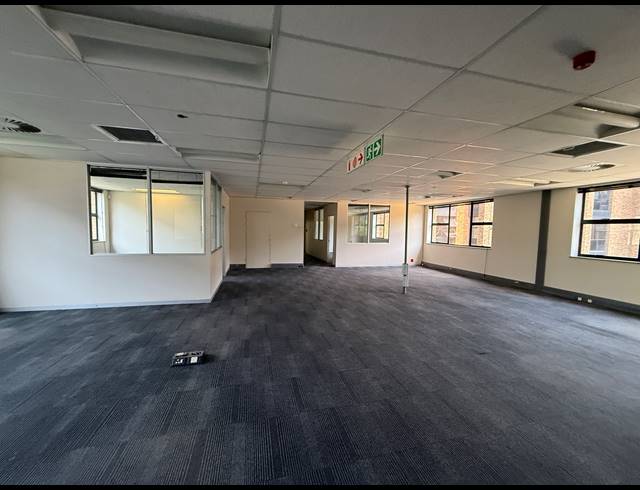 208M² OFFICE TO LET IN ROSEBANK